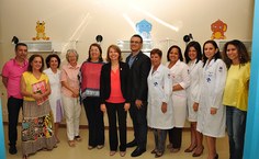 Equipe da gestão com profissionais da UTI Neonatal do HU