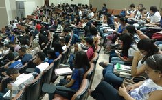 Auditório lotado para o aulão