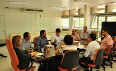 Reitora se reuniu com Eletrobras e GT Energias da Ufal