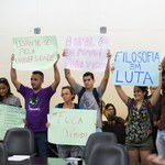 Ato em defesa da ciência reúne pesquisadores e gestores na ALE
