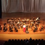 Música erudita na Bienal: teatro lotado e orquestra ovacionada