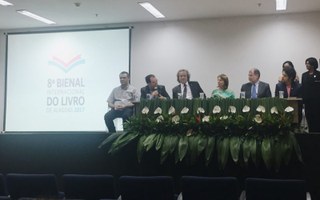 Reitora Valéria Correia preside mesa de abertura da 21ª Faubai