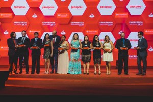 Campus Arapiraca vence prêmio nacional com projeto para microempreendedores