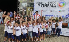 Empolgadas, as crianças aprovaram a Mostra de Cinema Infantil (Foto   Jônatas Medeiros)
