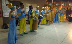 Apresentação do grupo durante programação de acolhimento