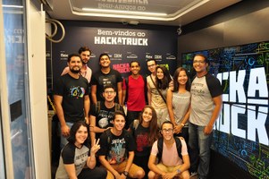 Curso e visitação marcam início de atividades no Caminhão da IBM Brasil