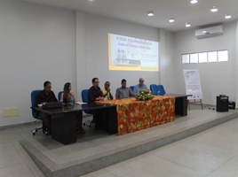 Estudantes e professores participam do 4º Encontro de Ensino de Ciências e Matemática