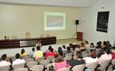 Pesquisa Mônica Lopes explica a importância  da espécie Zebrafish para pesquisas na área da saúde