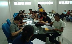 Para a autenticação é preciso apresentar originais e cópias