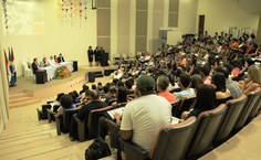 Auditório da Reitoria lotado na abertura do evento em comemoração aos dez anos do ICS