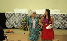 Luitgarde Oliveira Cavalcanti Barros recebe homenagem do ICS