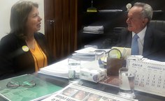 Reitora Valéria Correia em reunião com senador Benedito de Lira