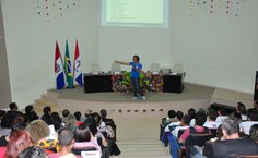 Apresentação durante lançamento do Lêberdade