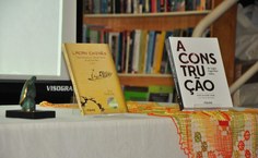 Livros lançados durante solenidade