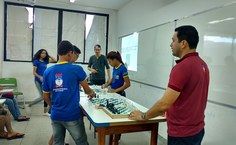 Alunos são estimulados com xadrez
