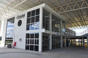 Trabalhos de docentes da Ufal são aprovados para publicação de livros