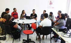 Reunião com os bolsistas que ministarão as aulas de informática