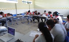 Escola Estadual Padre José Francisco Oficina para selecionar imagens para exposição