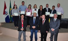 Profissionais receberam a Outorga Láurea João Florentino Meira de Vasconcellos de Inovação Farmacêutica