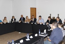 Representantes de instituições durante reunião da SBPC