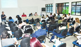 Faculdade de Letras realiza reunião sobre avaliação da Ufal