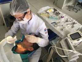 Projeto realiza tratamentos de canal em ambulatório da Faculdade de Odonto