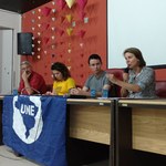 Reitora defende gratuidade do ensino público superior em debate com estudantes