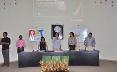 A mesa, foi aberta pela pró reitora de graduação, Sandra Paz