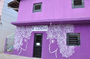 Centro de Defesa da Mulher faz atendimento gratuito com apoio da Ufal