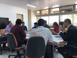 Gestão discute andamento de obras e manutenção no Campus do Sertão