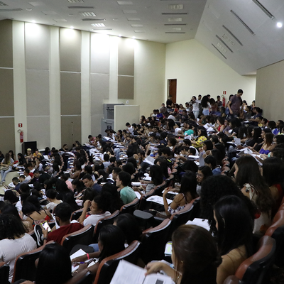 Próxima semana também haverá aulões de graça para os estudantes.