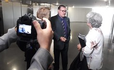 Reitora e superintendente se renúnem com o  deputado federal Cícero Almeida