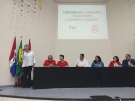 Reitora participa da assembleia unificada dos sindicatos para esclarecer a posição da gestão sobre Acórdão do TCU