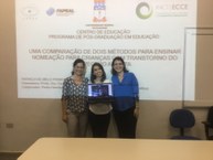 Apresentação do trabalho Comparativo de Métodos para Ensinar Tato para Crianças Autistas