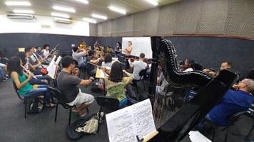 Coro e Orquestra Sinfônica fazem apresentações de Natal em Arapiraca