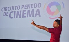 Exibições com intérpretes aconteceram na Praça 12 de Abril. Foto: Kamylla Feitosa