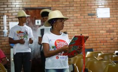 Estudantes se expressaram na abertura com cantos e poesias