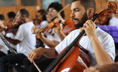 Orquestras Sinfônica e Pedagógica da Ufal se apresentaram na recepção aos avaliadores