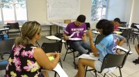 Pré-Enem Comunitário tem mais de 2,5 mil inscritos