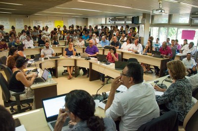 Sessão extraordinária do Consuni. Fotos: Renner Boldrino