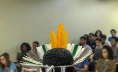 Índios responderam aos questionamentos dos estudantes