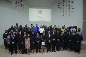 Posse de diretores de unidades acadêmicas é marcada pela defesa da paridade