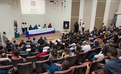 Posse dos diretores e vices das unidades acadêmicas. Foto: Renner Boldrino