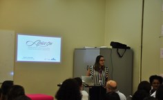 Analia Pupo apresentou o projeto Apice On
