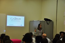 Analia Pupo apresentou o projeto Apice On