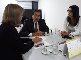 Reitora participa de audiências em Brasília para pleitear melhorias para a universidade