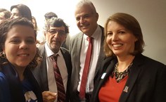 Reitora, Valéria Correia, Marcus David, reitor da Ufjf, Reinaldo Centoducatte, reitor da Ufes, e Mariana Dias, presidente da UNE