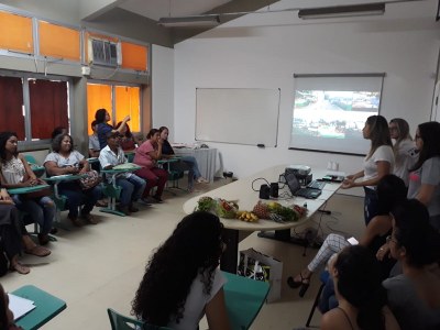 Agricultores participaram de uma aula expositiva