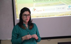 Professora Mariah Tenório