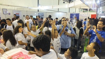 Grupo de Química responsável pela atividade Bolhas de Sabão (Fotos: Thalis Firmino)